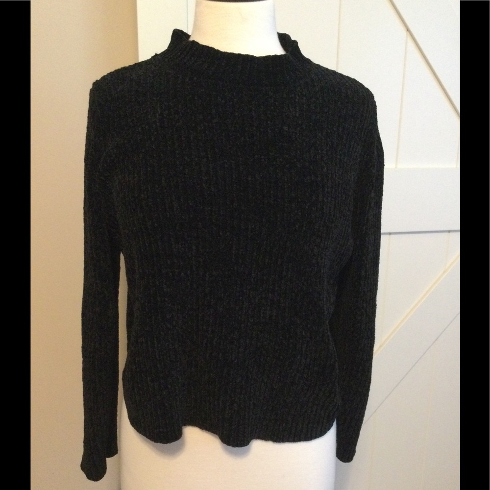 JohnPaulRichard Large long sleeve sweater